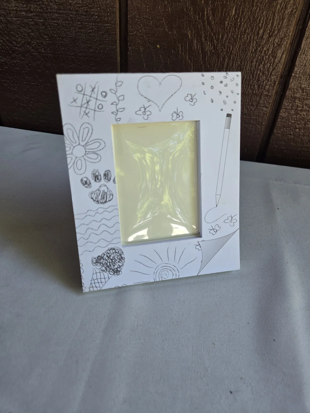 Draw Your Own Pattern Photo Frame - 11 Pages